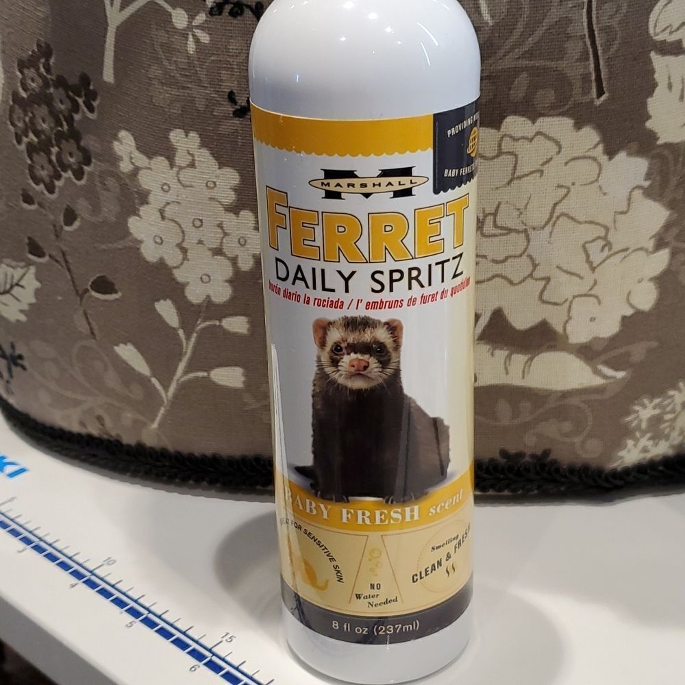 Ferret Daily Spritz 8oz No Alcohol Baby Fresh Scent Sensitive Skin Clean & Fresh